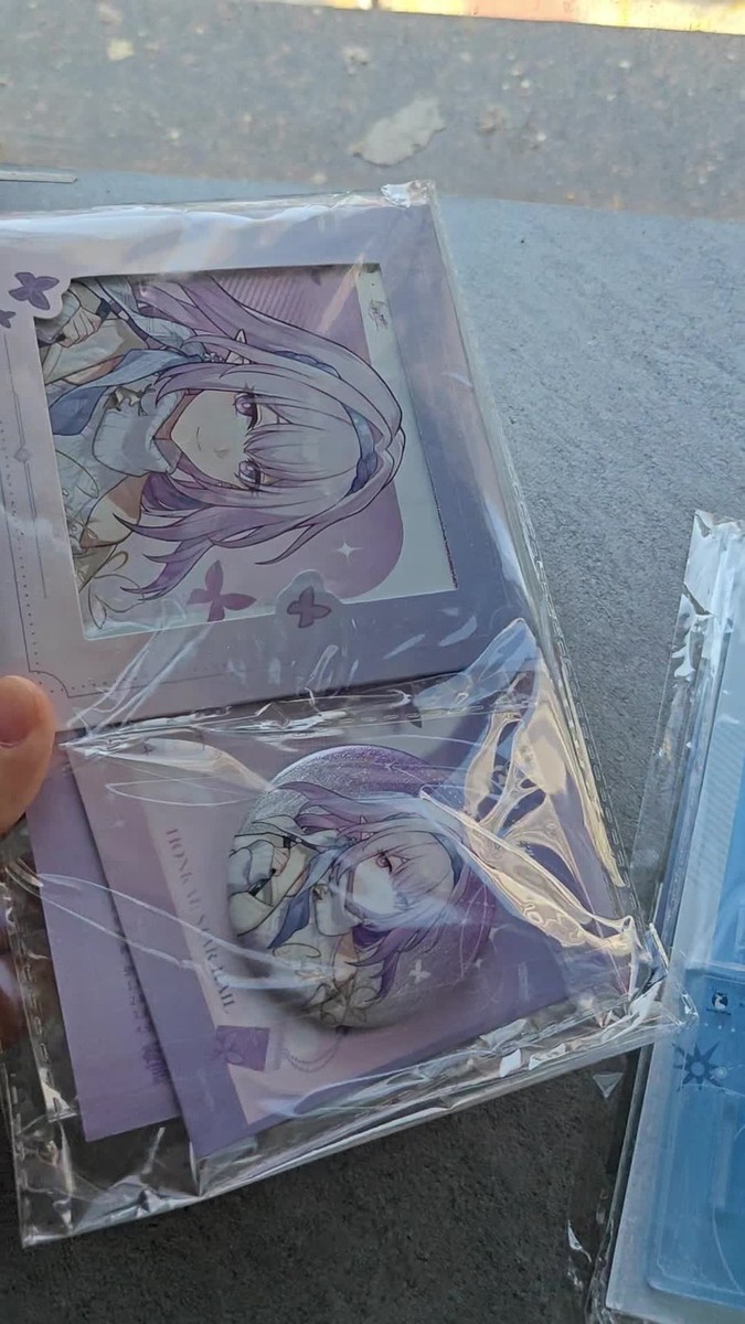 2025 Luckin Coffee Honkai Star Rail Character Stand Badge Phainon