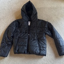 Women  s Nike Sportswear Therma-Fit Repel Puffer Jacket XS Black DJ6995-010