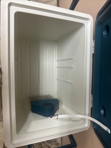 Igloo Kool Made 32 Quart Thermo Electric Cooler Hot & Cold Teal Tested & Working - Picture 5 of 13