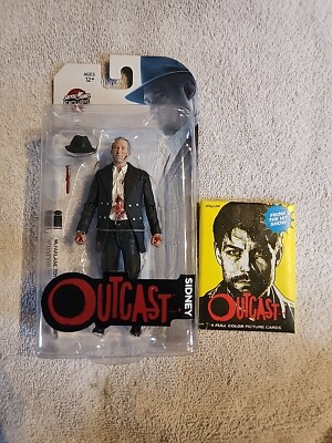 OUTCAST COMIC SIDNEY ACTION FIGUE AND TRADING CARD PACK KIRKMAN MCFARLANE