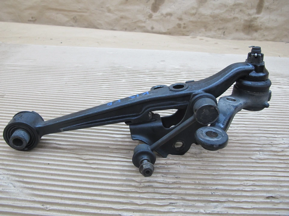 🥇01-05 LEXUS JCE10L IS300 SET OF 2 FRONT RIGHT SUSPENSION LOWER CONTROL ARM OEM - Image 4 of 4