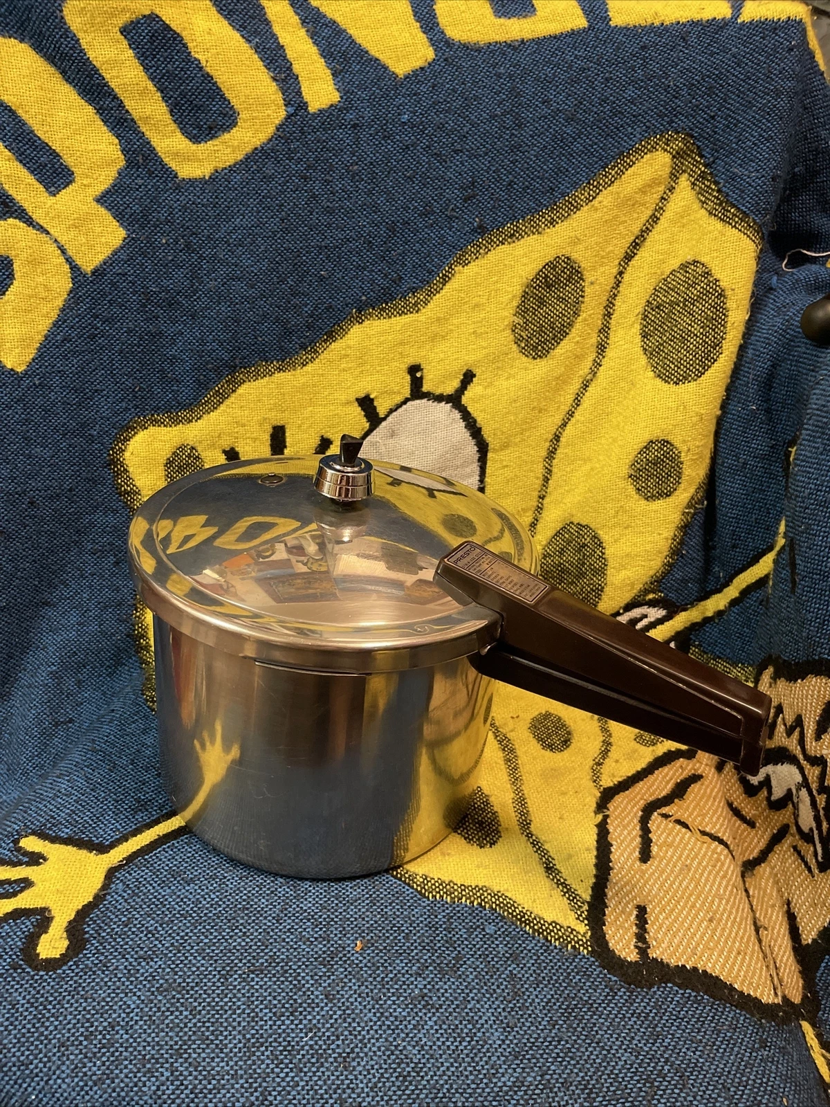 VINTAGE Presto 6-Quart Stainless Steel Pressure Cooker Model C601A