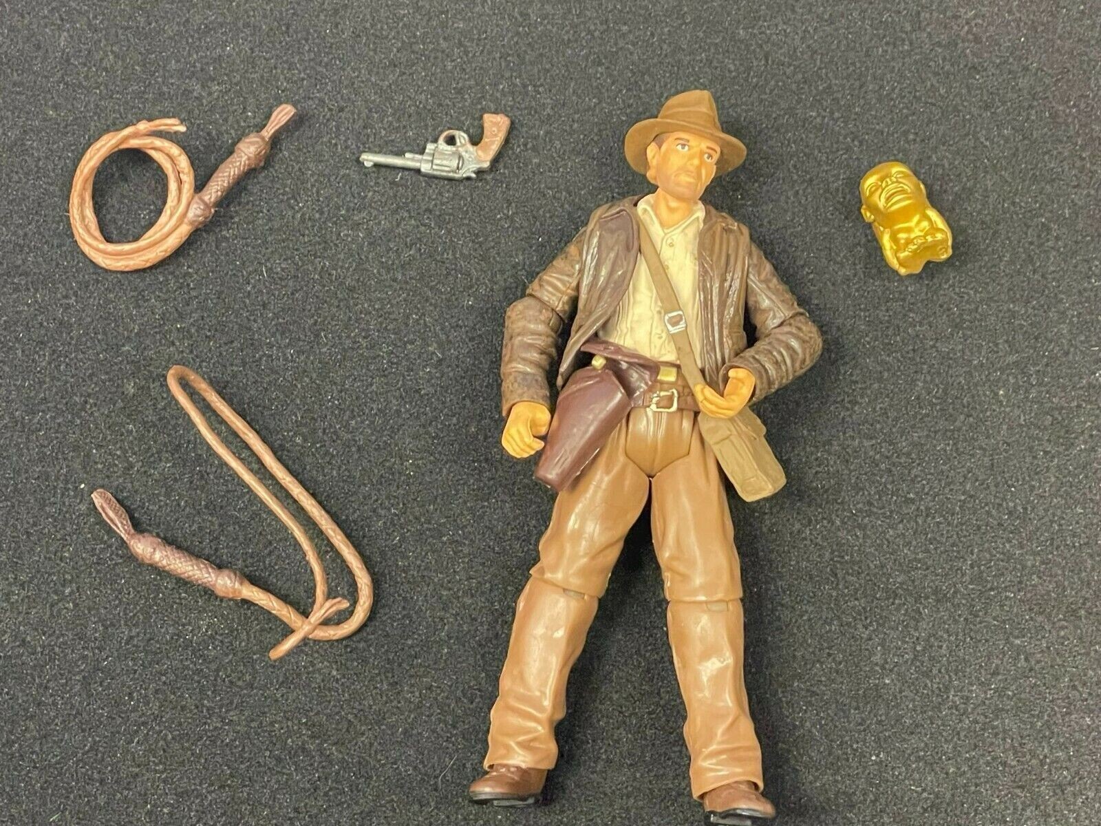 Hasbro Indiana Jones Action Figure 3.75" w/Accessories INDY With IDOL 2007 MINT