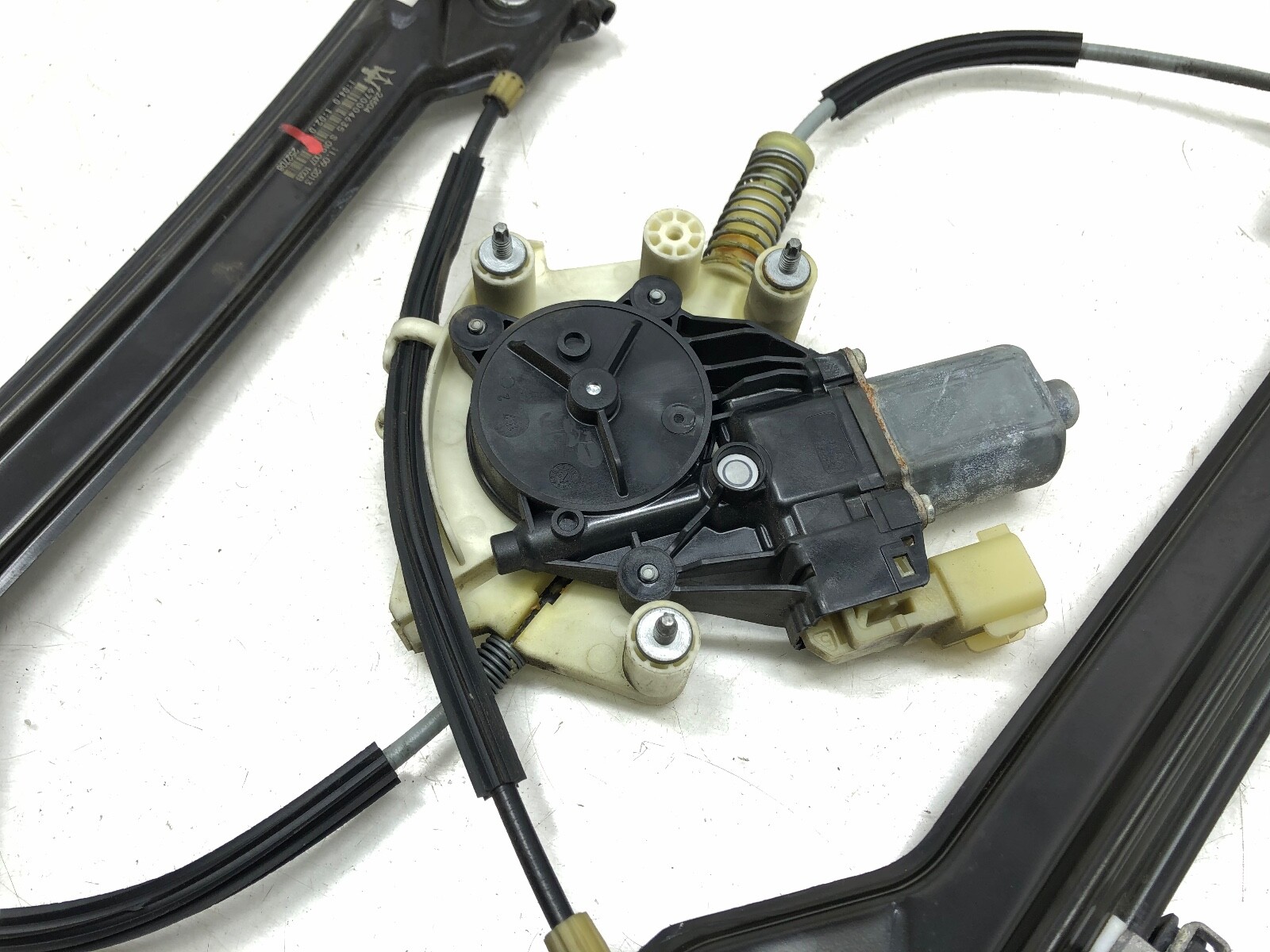 2014-2022 MASERATI GHIBLI RIGHT PASSENGER REAR WINDOW REGULATOR W/ MOTOR OEM.