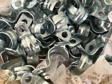 OhLectric 100 Pcs Pipe Support Strap Steel Pipe With 1-Hole Heavy Duty 1/2"