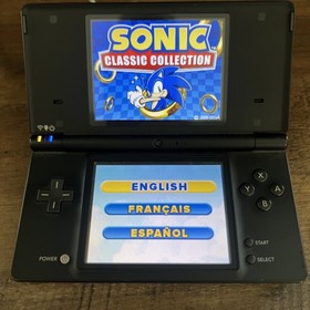 Nintendo DSi Matte Black Video Game Console and 5 Extra DS Games Lot w/ Charger