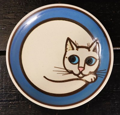Danish Heerwagen Pottery Wall Plate 9,05 inches with cat, handmade #M