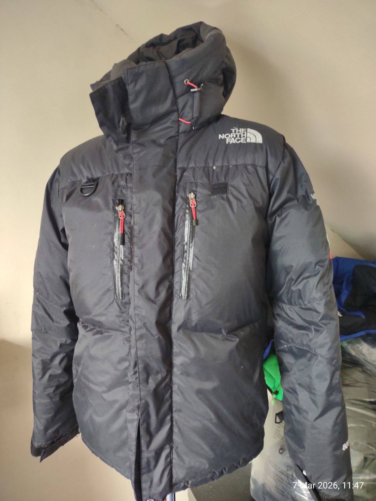North Face Himalayan Parka 800 Summit Series - Men's Slim Medium image 10
