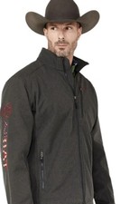 Usado en Excelente Condición 🔥 Chaqueta Softshell Ariat Logo 2.0 Para Hombre Talla Mediana Gris Carbón Americana