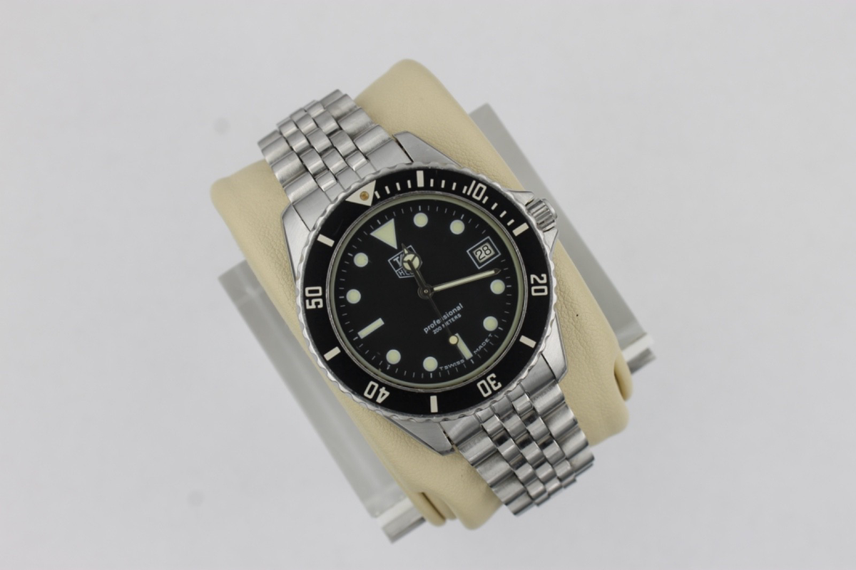 TAG Heuer 980.013D Mens 1000 Series Professional Quartz Watch