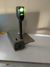 Märklin H0 446/41 7044 Lichthauptsignal mit  Kontaktplatte, Kabel verkürzt