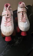 Girls Roller Derby Skates - Light Up Roller Skates - Sparkles - Size 5 