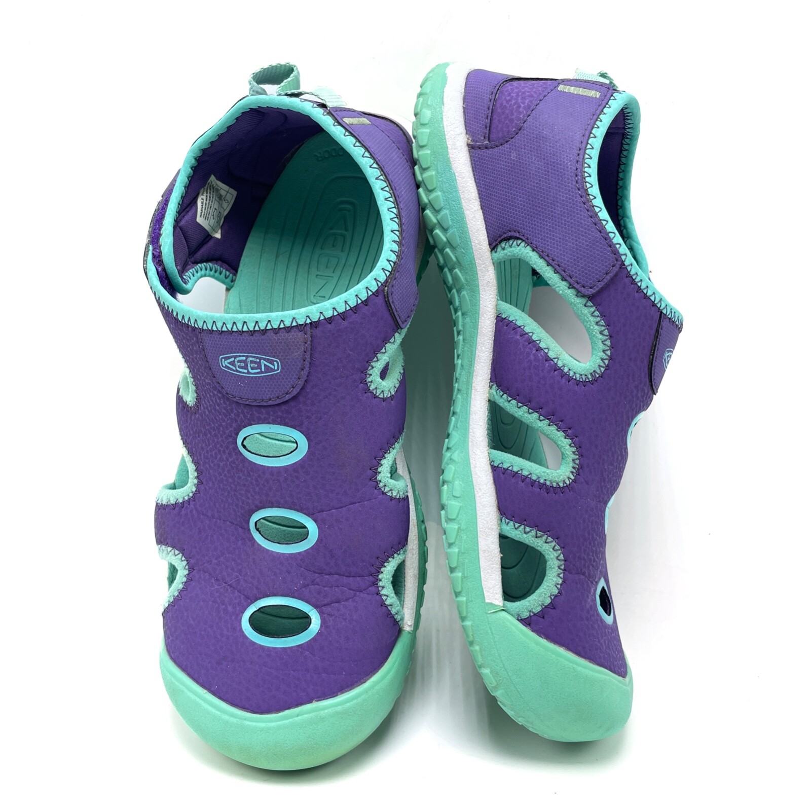 KEEN Stingray Closed Toe Outdoor Sandal Sz 5 Aqua Sock Water Ready Purple Aqua
