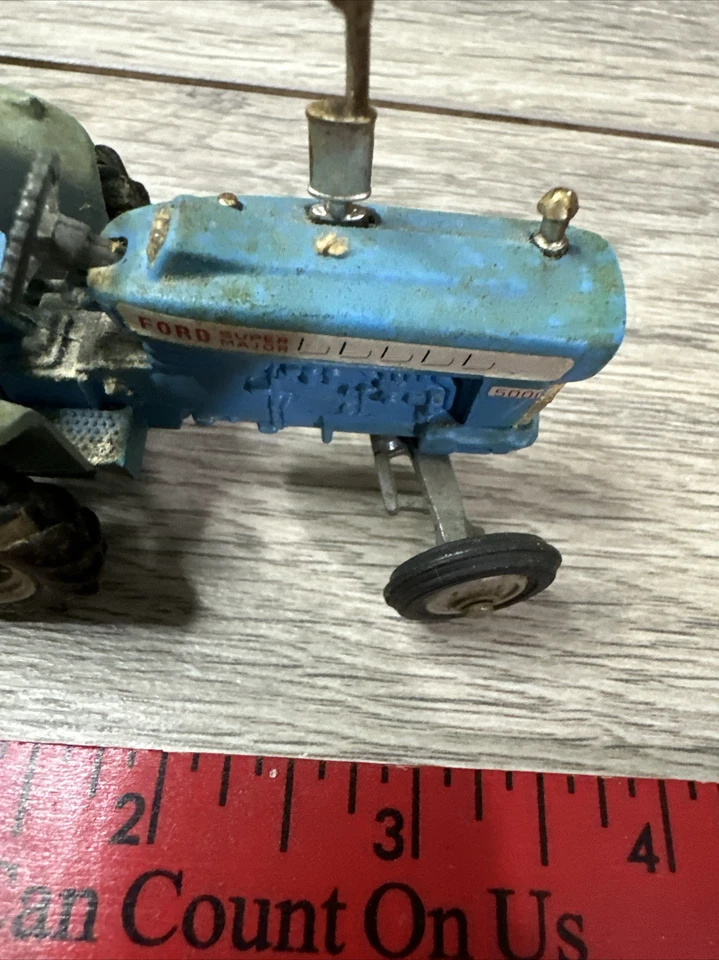 Corgi 67 Vintage Die-Cast 1:24 Ford 5000 Super Major Tractor EUC - Image 3 of 4