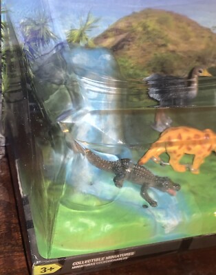 Animal Planet Micro Kingdom African Adventure Series #1 LI0N