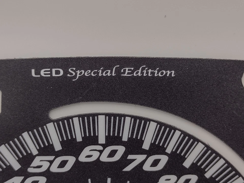 US Speedo SS Style Edición LED Negro Calibre Cara 2006 07 2500 Diesel GM Clusters Foto 3 de 4
