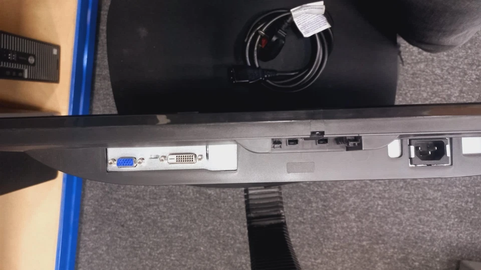 Acer K222HQL 21.5" LED Monitor  No Stand Uk Power Cable Included - Image 2 of 3