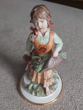 Sandro Maggioni Figurine Girl Gathering Flowers Capodimonte Sculpture Porcelain