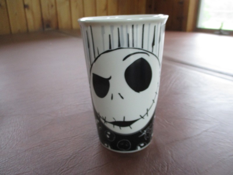DISNEY NIGHTMARE BEFORE CHRISTMAS GLASS--$7