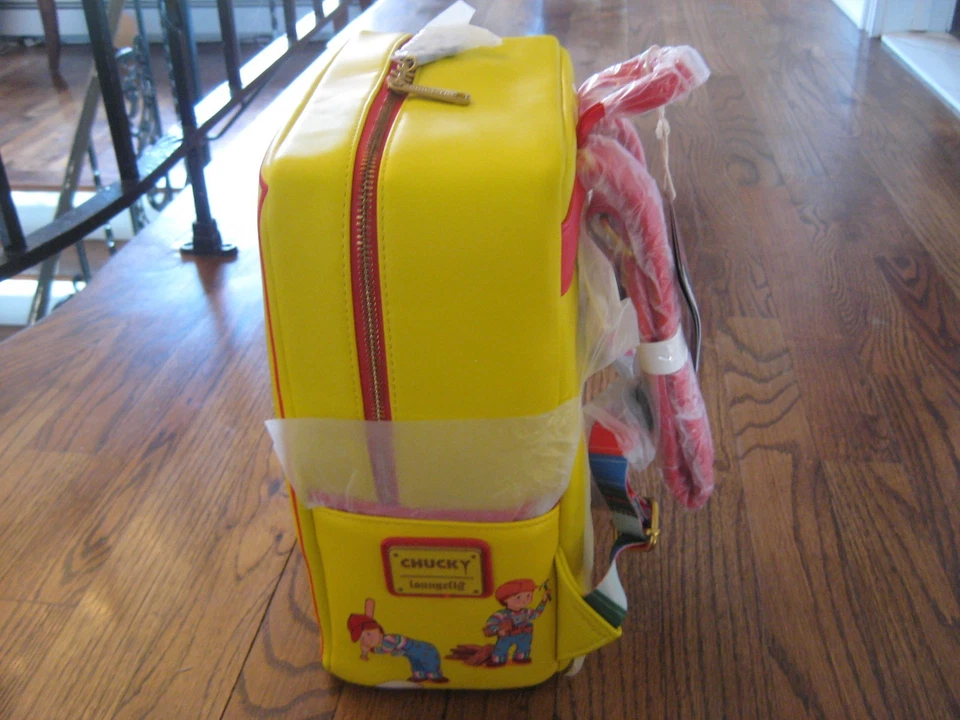 Mini mochila Child's Play Loungefly Chucky Good Guys Box - ¡Nueva! Foto 2 de 3