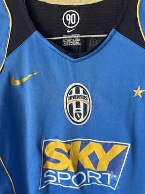 Nike Juventus Third Alternate Jersey 2004/05 Pavel Nedvěd