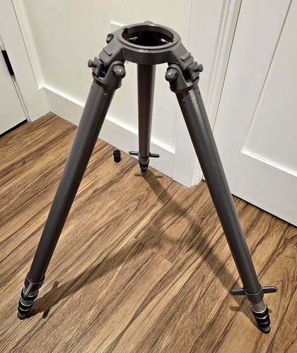 GITZO GIANT TRIPOD LEGS G1504 tallest & strongest ever made - read description