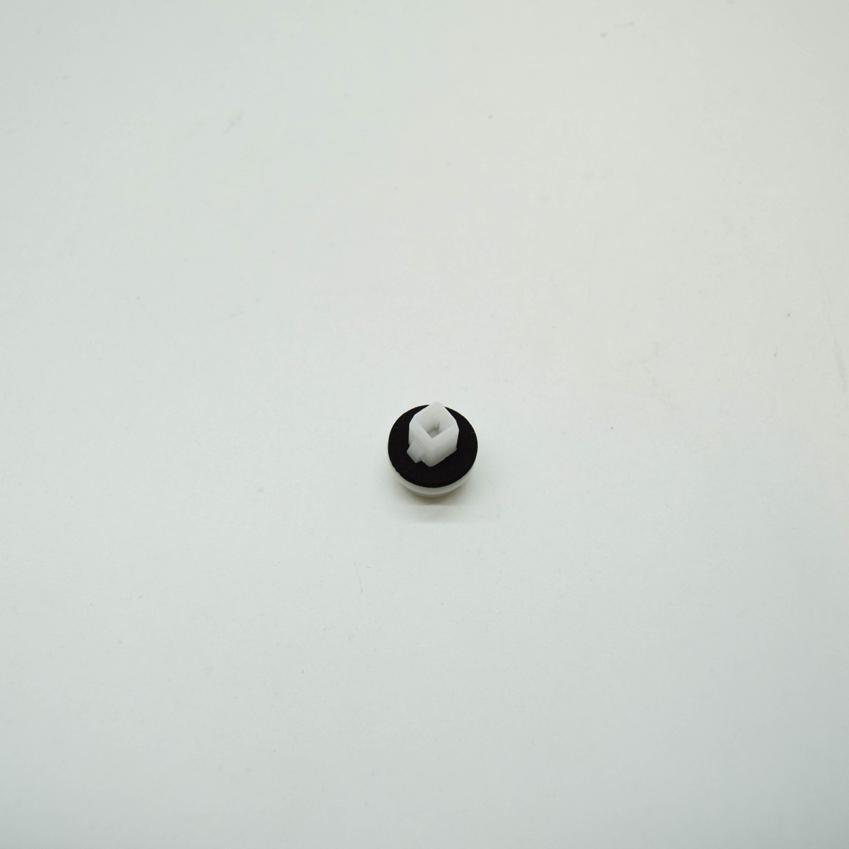 FORD KUGA MK2 C520 Rear Tail Lamp Pin W713579-S300 4852242 NEW 
