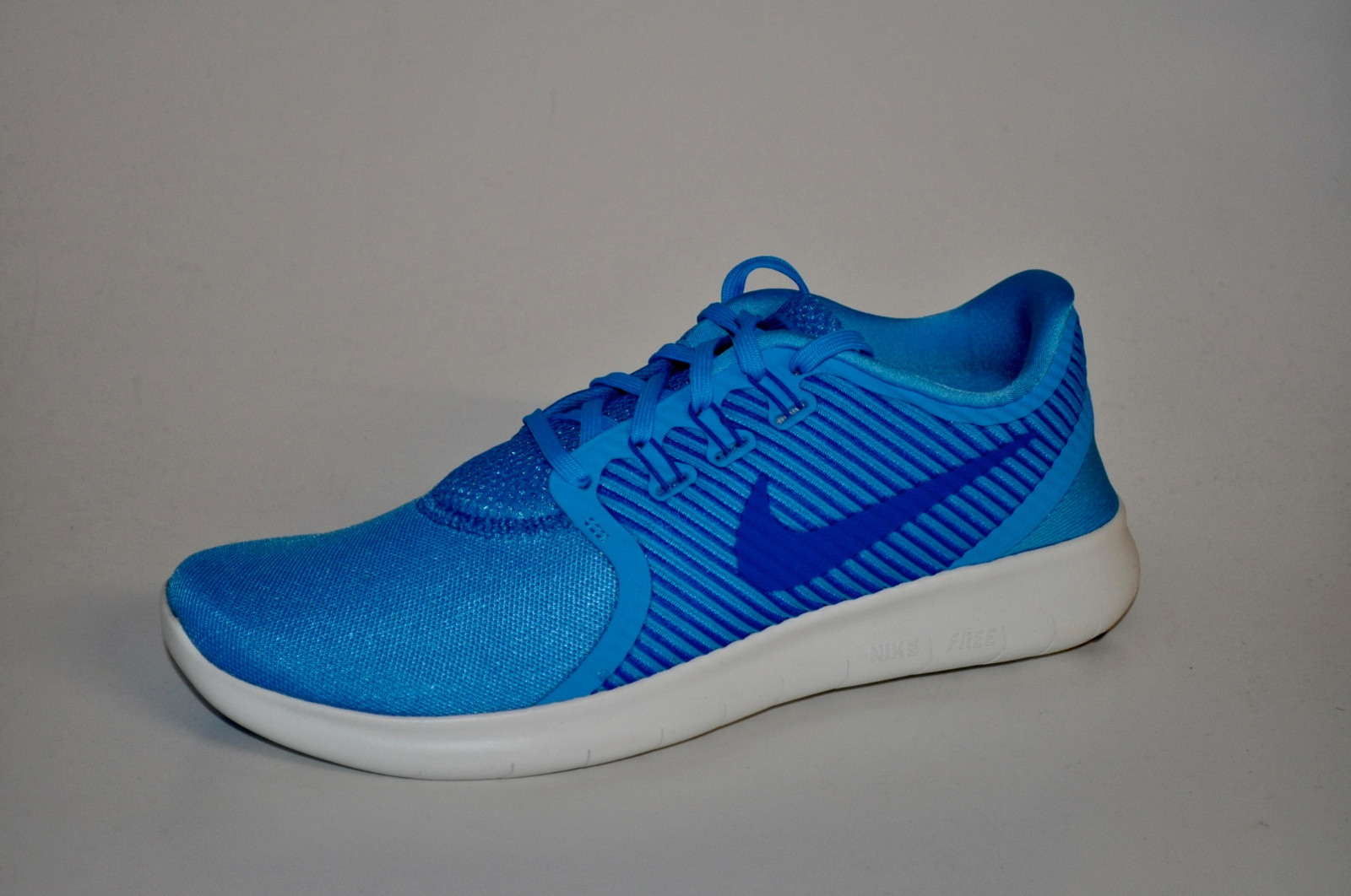 Nike Free RN CMTR 831510-400 Blue Blow Hyper Cobalt Wolf Grey Blau Nike Free RN CMTR 831510-400 Blue Blow Hyper Cobalt Wolf Grey Blau