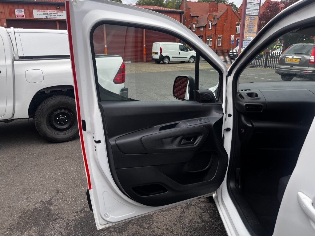 Picture 22 of 24