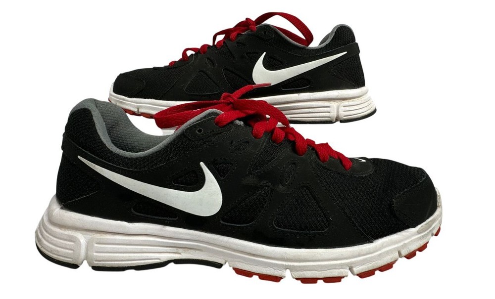 Nike Revolution 2 Black White Red Athletic Shoe Men 10.5