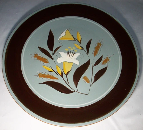 Stangl Pottery: GOLDEN HARVEST:  14-inch Round Chop Plate Platter: GVC: NR