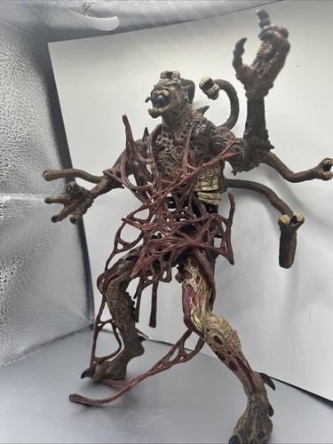 Spawn - Curse of the Spawn - Raenius Actionfigur *LESEN* - Bild 4 von 9