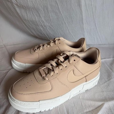 Nike air force 1 pixel