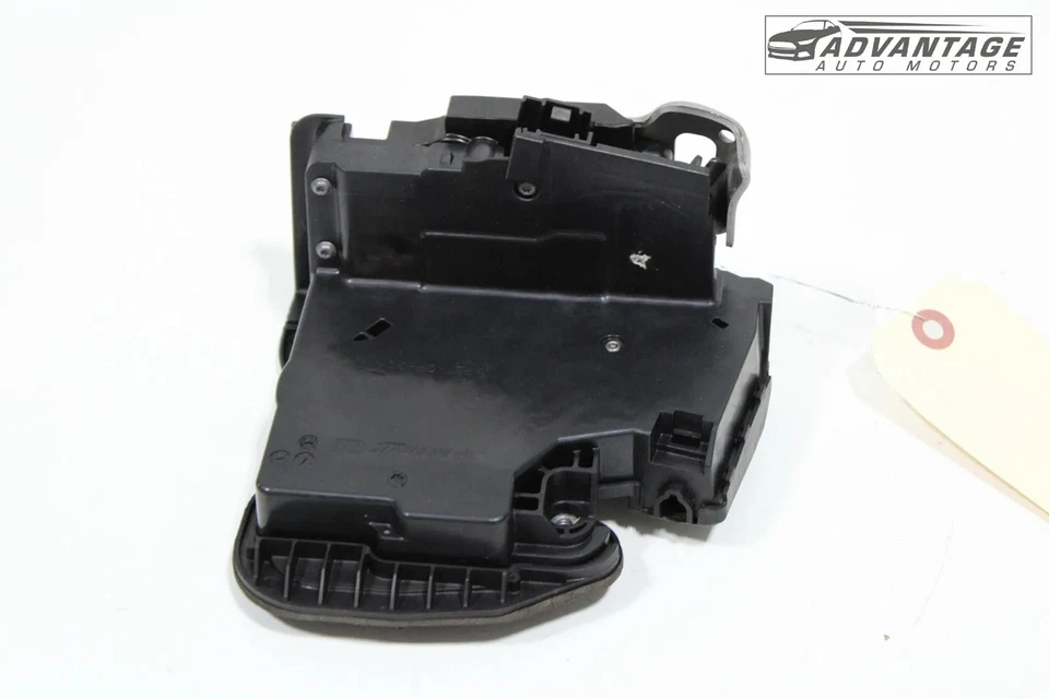 2016-2019 CHEVROLET CRUZE SEDAN REAR LEFT SIDE DOOR LATCH LOCK ACTUATOR OEM - Image 2 of 4