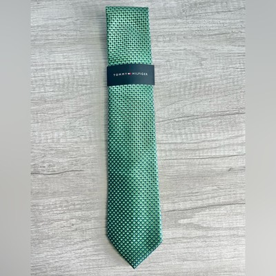 Tommy Hilfiger Men's Core Micro-Square Tie