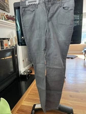 Universal Thread Jeans - Womens Size 12 - Gray - High Rise Skinny (3455)