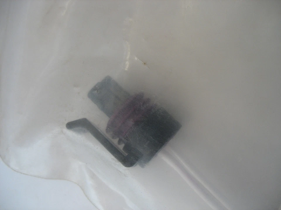 Nuevo de Lote Antiguo Corvette Chevrolet TPS Sensor de Posición del Acelerador Conector de Coleta #12102748 Foto 2 de 3