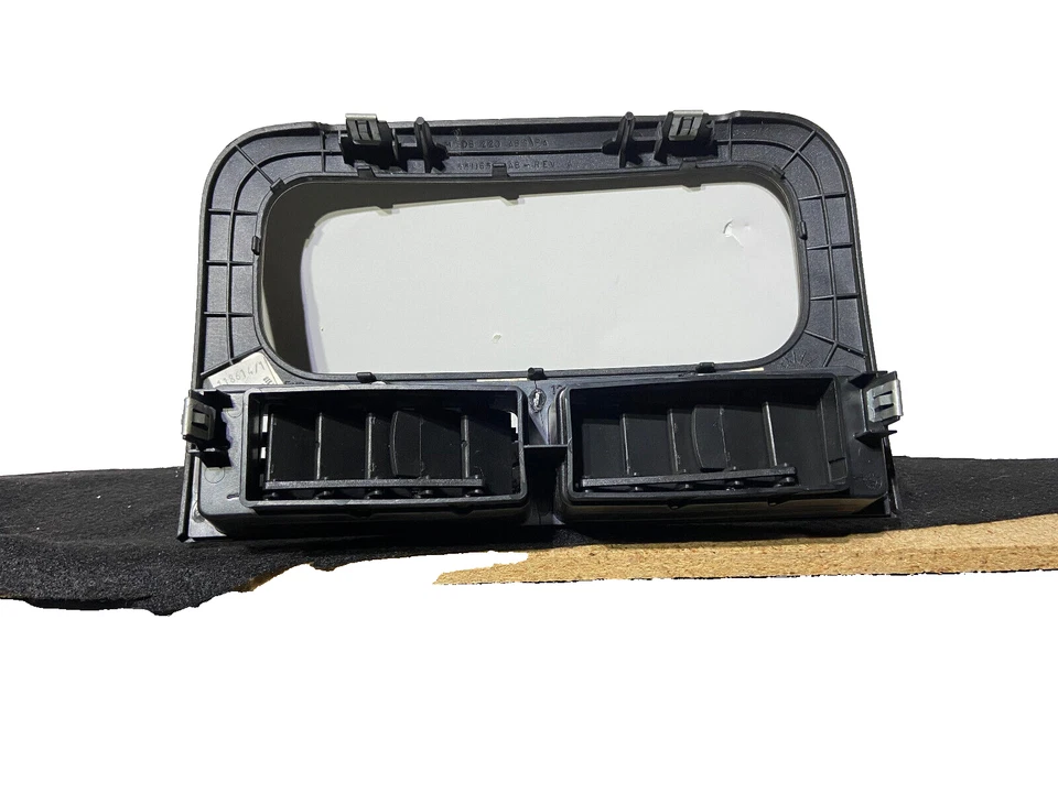 Jeep Overland Real Wood radio and door panel trim( 1999-2004)Grand Cherokee - Imagem 2 de 4