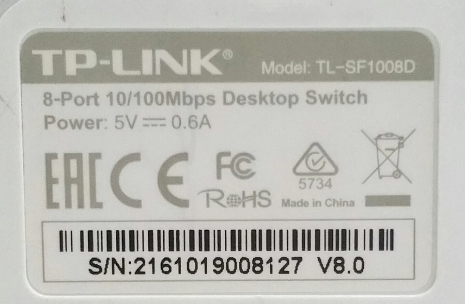 TP-Link TL-SF1008D 10/100Mbps 8-Port Desktop Switch - Image 3 of 4