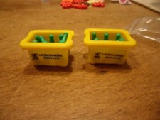 2 Cassiers avec Bouteilles " Lowenbrau Munchen " Playmobil vintage