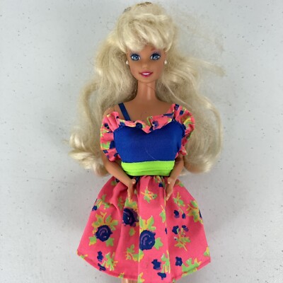 Mattel Barbie EASY LIVING Fashions Dress Clothing Bright Prints