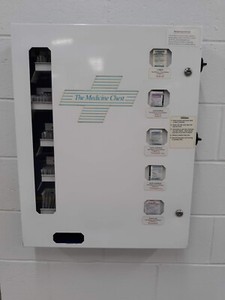 Medicine Vending Machine - Medical supplies - condoms - adjustable pricing