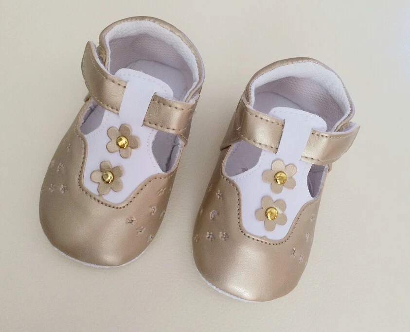 Baby girl gold shoes size best sale 3
