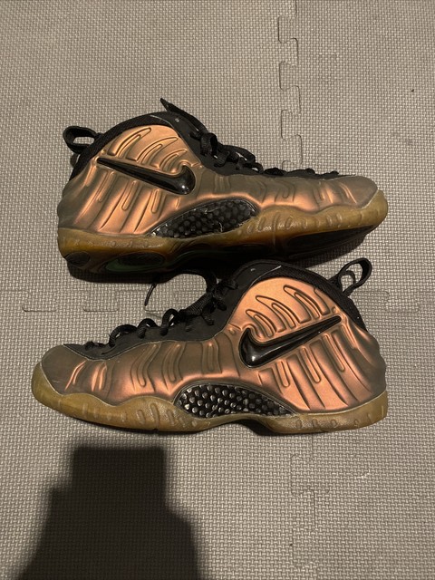 gym green foamposite