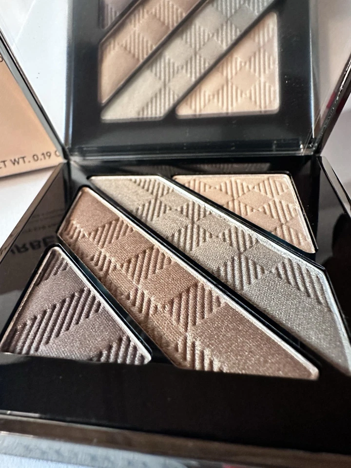 Burberry Beauty Gold No. 25 Complete Eye Palette 5.4 g , 0.19 oz Gold Bronze NIB - Image 2 of 4
