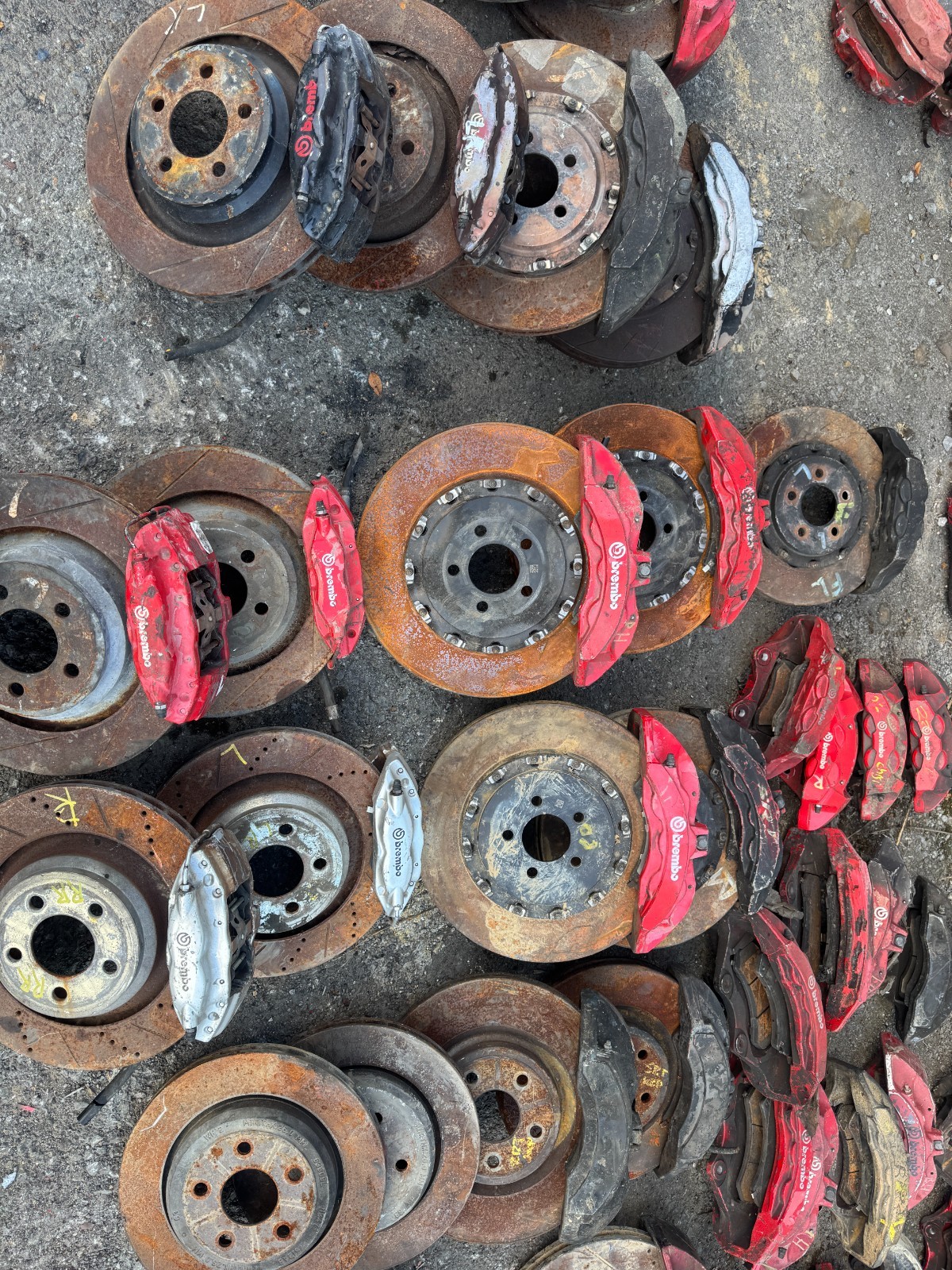 HUGE LOT Dodge BMW Audi Merc Ferrari Lambo Porsche Chev Brembo Brakes 4 6 8 Pot