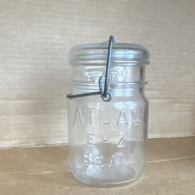 ATLAS E-Z Seal Clear Glass Jar with Wire Bail Lid Closure