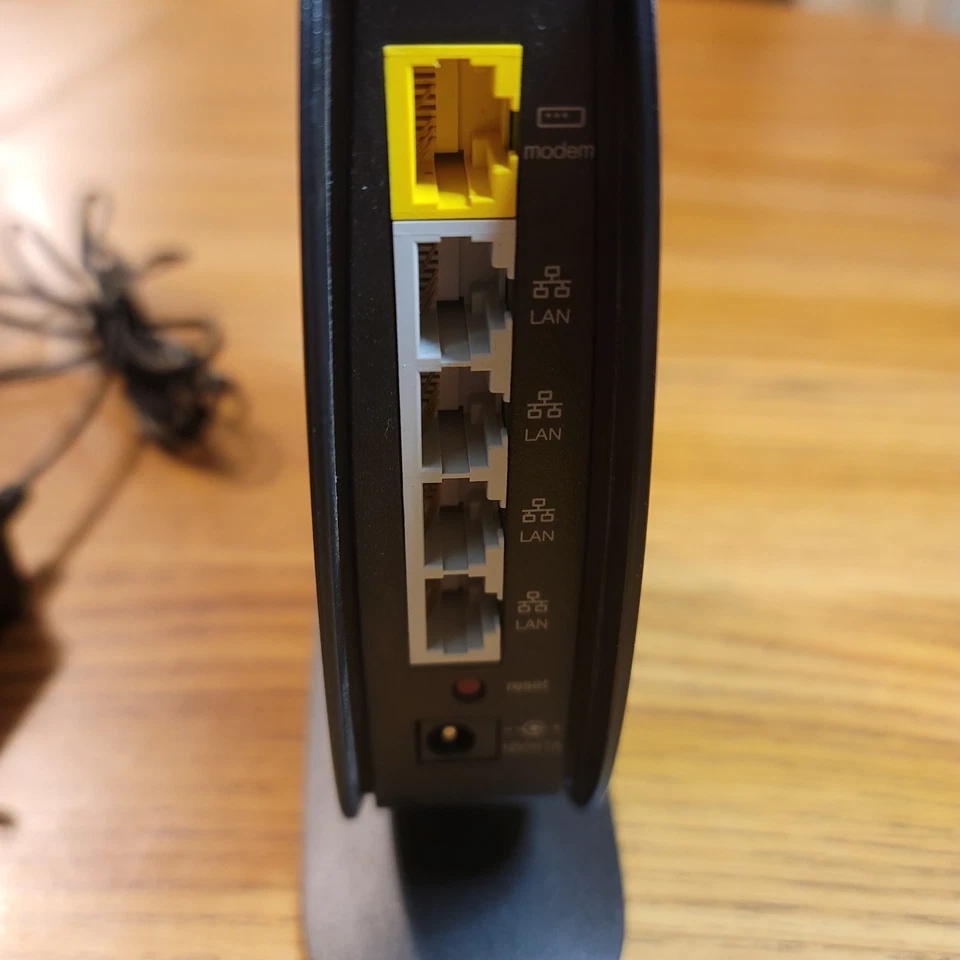 Belkin N150 Wireless Router F9K1001v1 - Used - Image 2 of 3