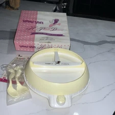 Vintage Yellow TOMMEE TIPPEE Hot Plate Diner w/ Eat-Ezy fork & Spoon Set In Box