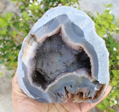 Amythst Geode Natural Minerals Specimen